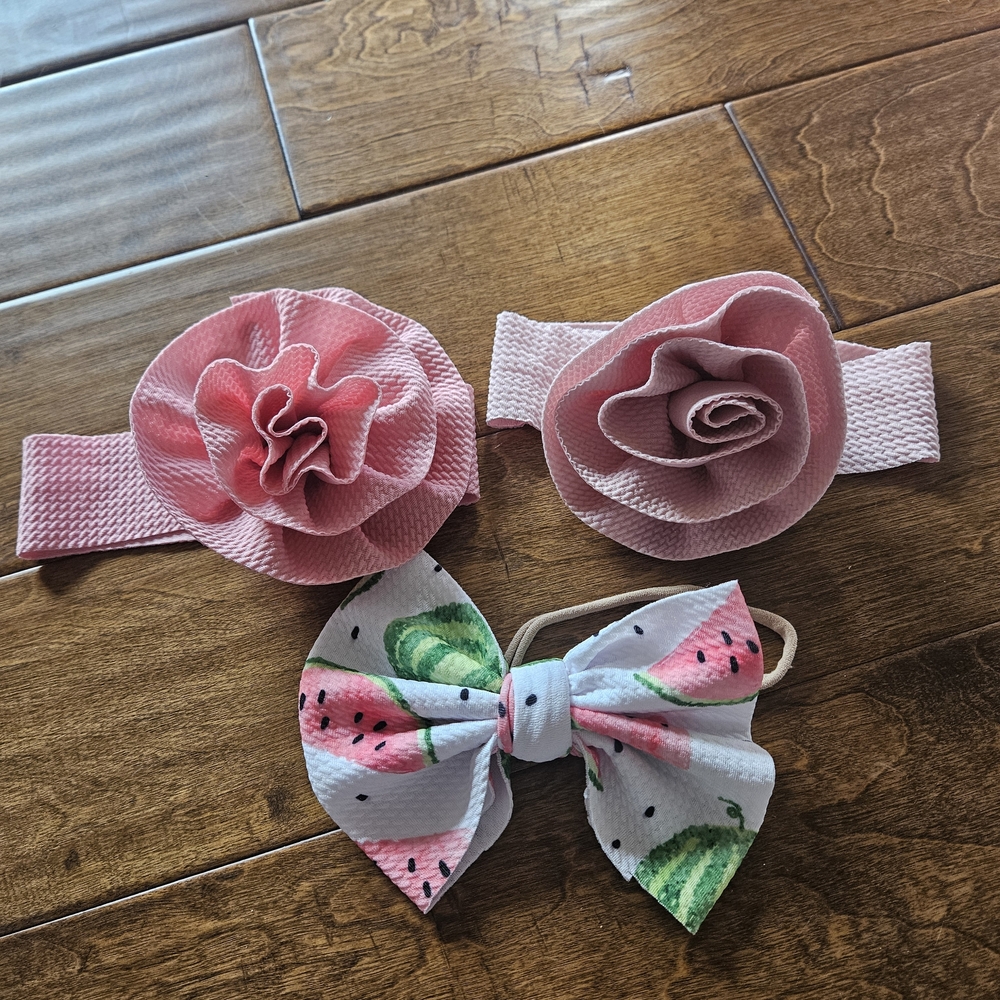 💝💝5/$25💝💝Summertime Bow Set